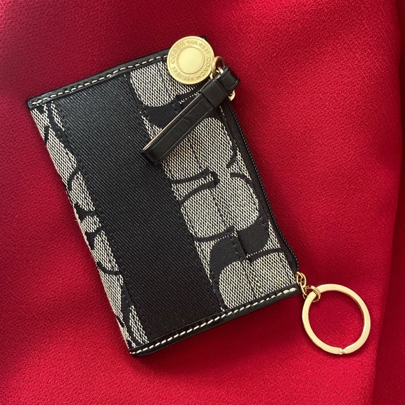 Coach key ring /card case - Picture 1 of 2